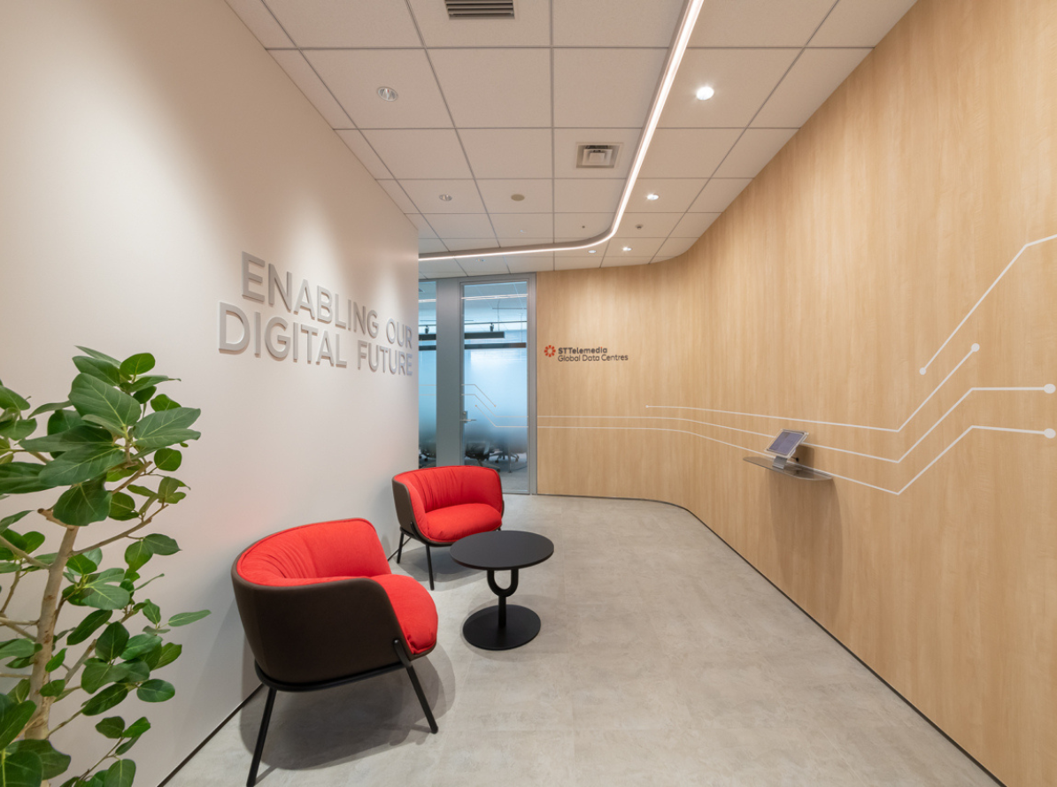 株式会社ミダス