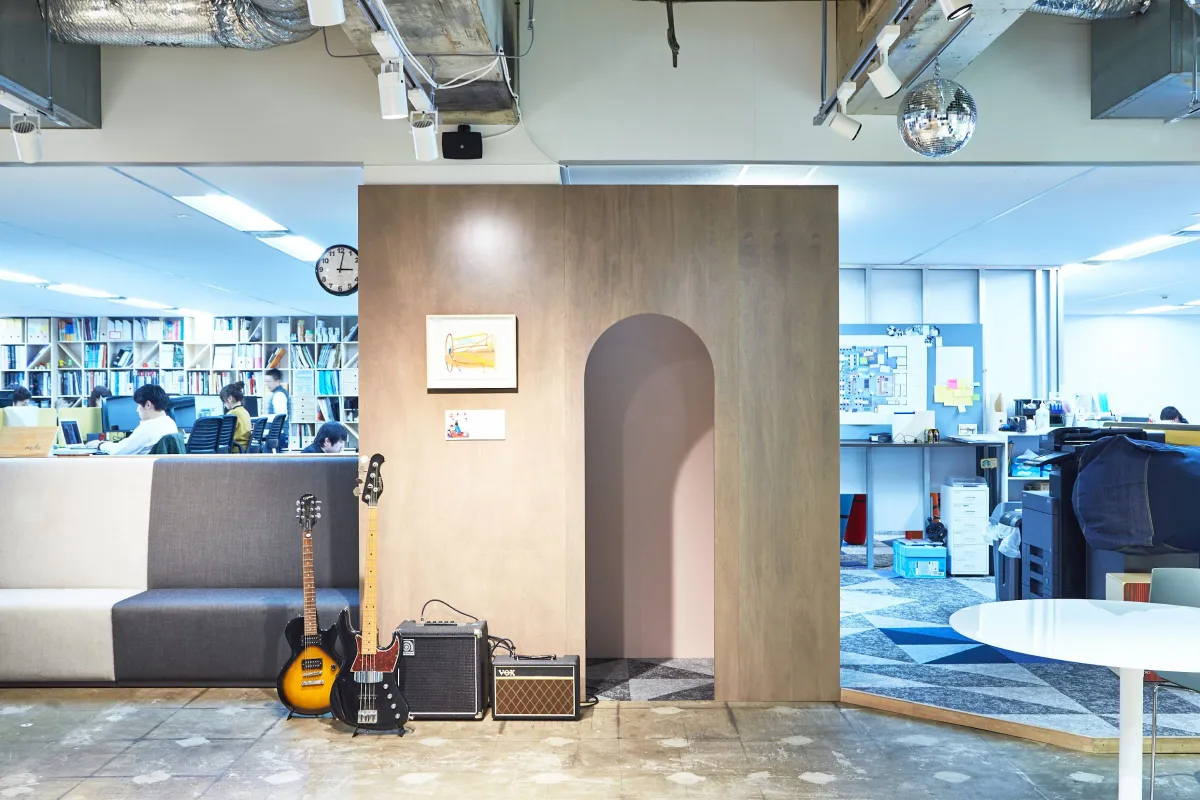 株式会社ヒトカラメディア